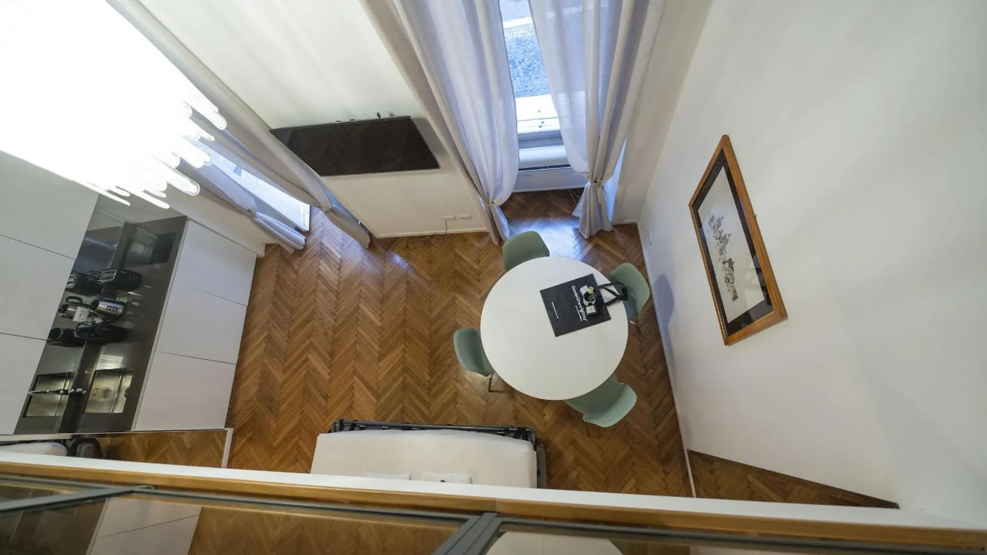 Lovely Nest With Balcony By The Spanish Steps Rome Italy
