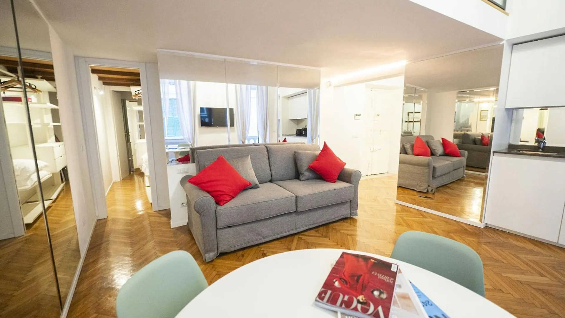 Lovely Nest With Balcony By The Spanish Steps Rome Apartment